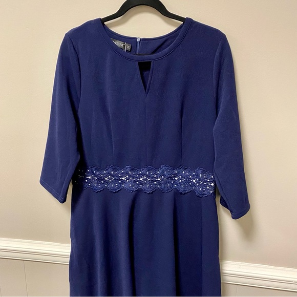 Owin Dark Blue Dress 👗 Sz XL NWT Pockets & Keyhole Neck - Picture 2 of 7